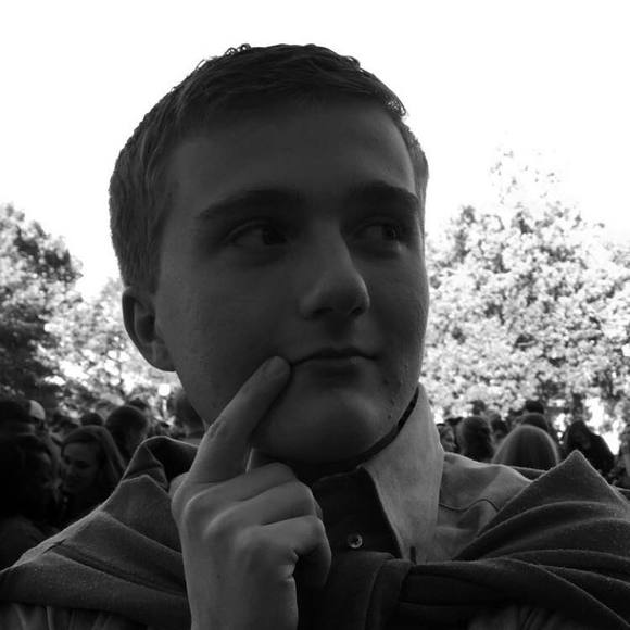 Meet your Posher, Andrew - Picture 1 of 1